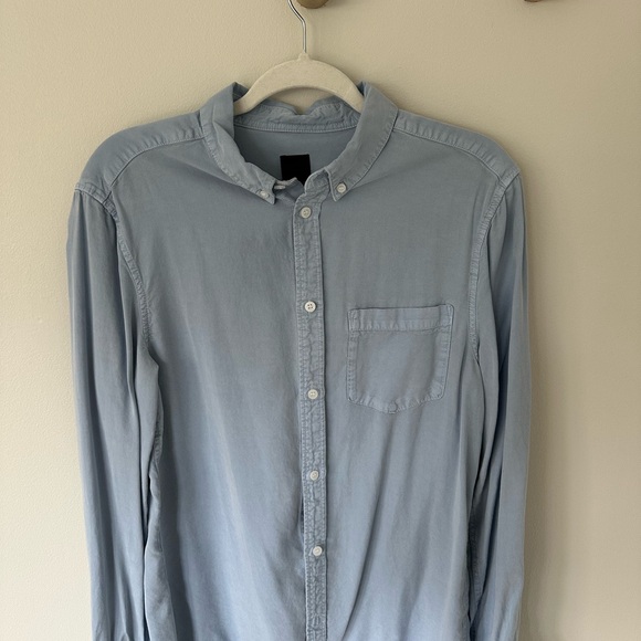 H&M Other - Men's Blue Button-Up Shirt